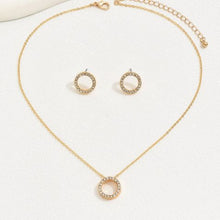 Elegant Pendant Necklace with Matching Round Earrings – Jewelry Set